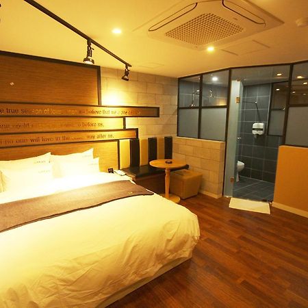 Haru Hotel Gimhae Екстер'єр фото
