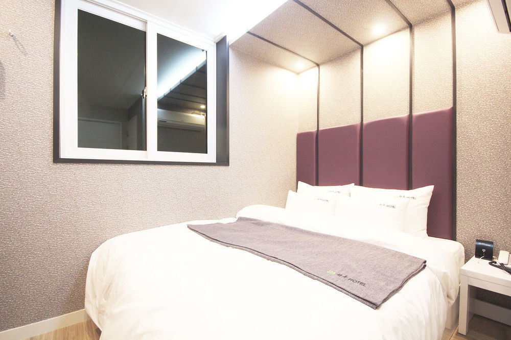 Haru Hotel Gimhae Екстер'єр фото