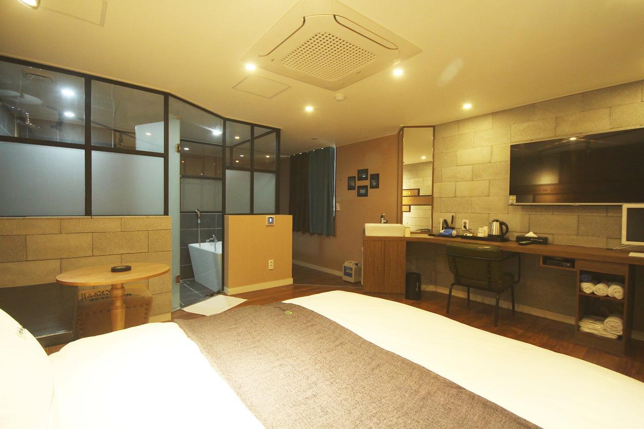 Haru Hotel Gimhae Екстер'єр фото