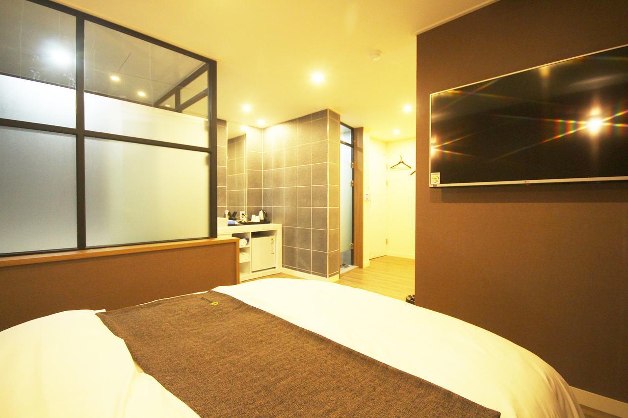 Haru Hotel Gimhae Екстер'єр фото