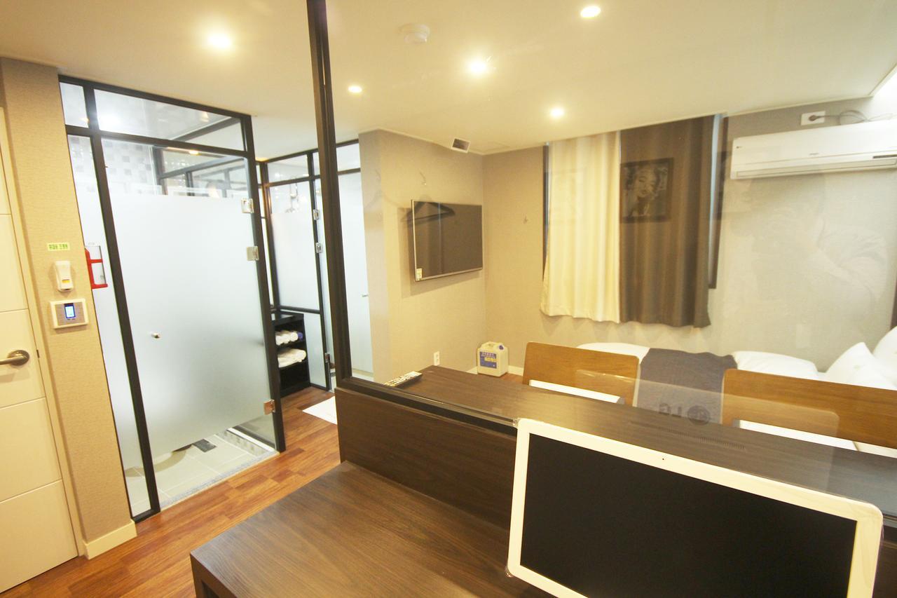 Haru Hotel Gimhae Екстер'єр фото