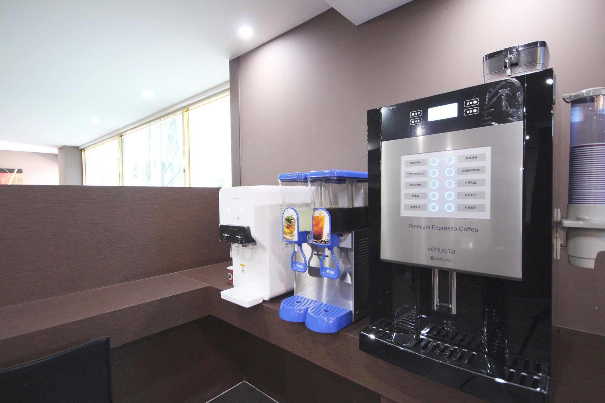 Haru Hotel Gimhae Екстер'єр фото