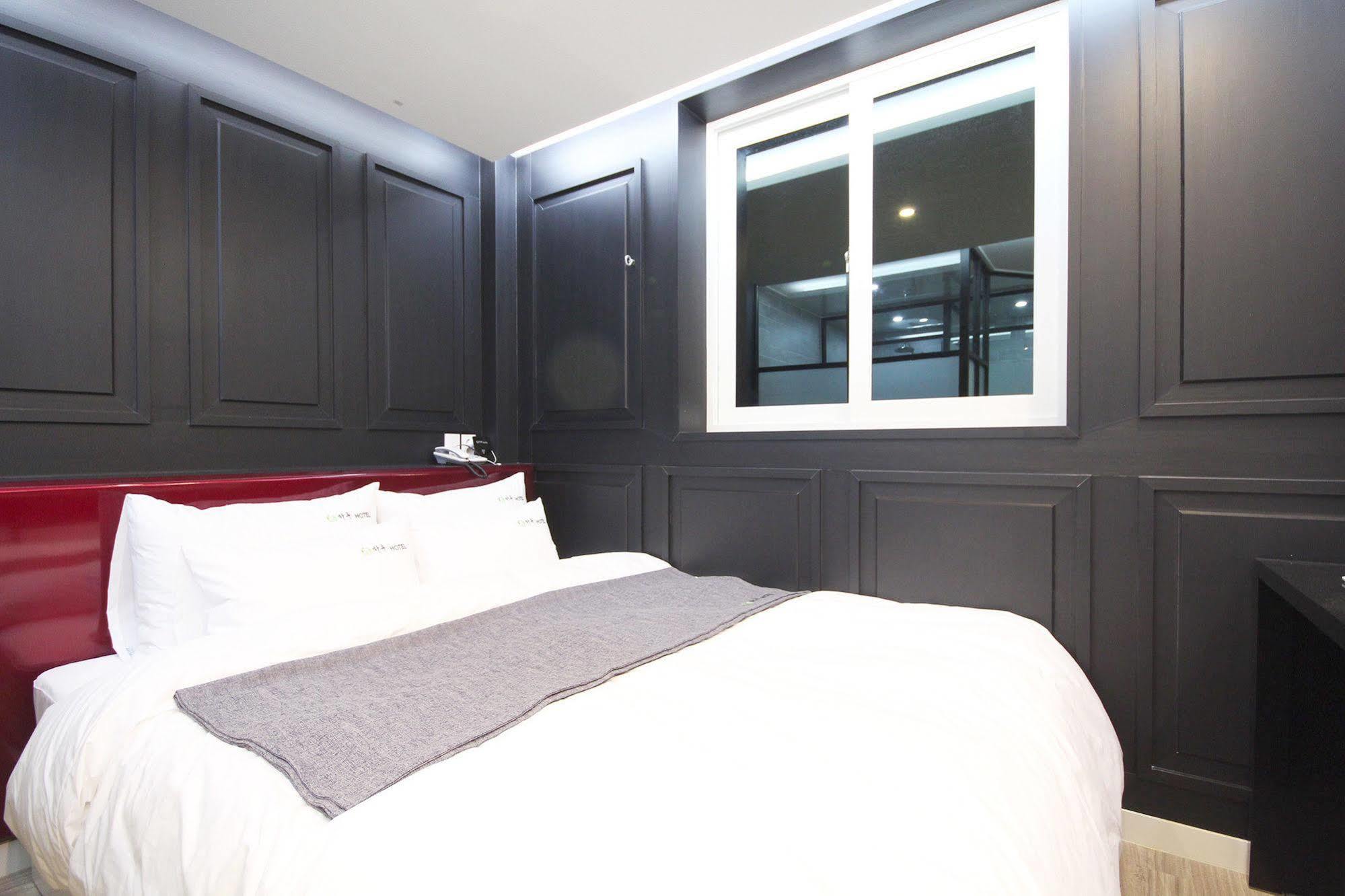 Haru Hotel Gimhae Екстер'єр фото