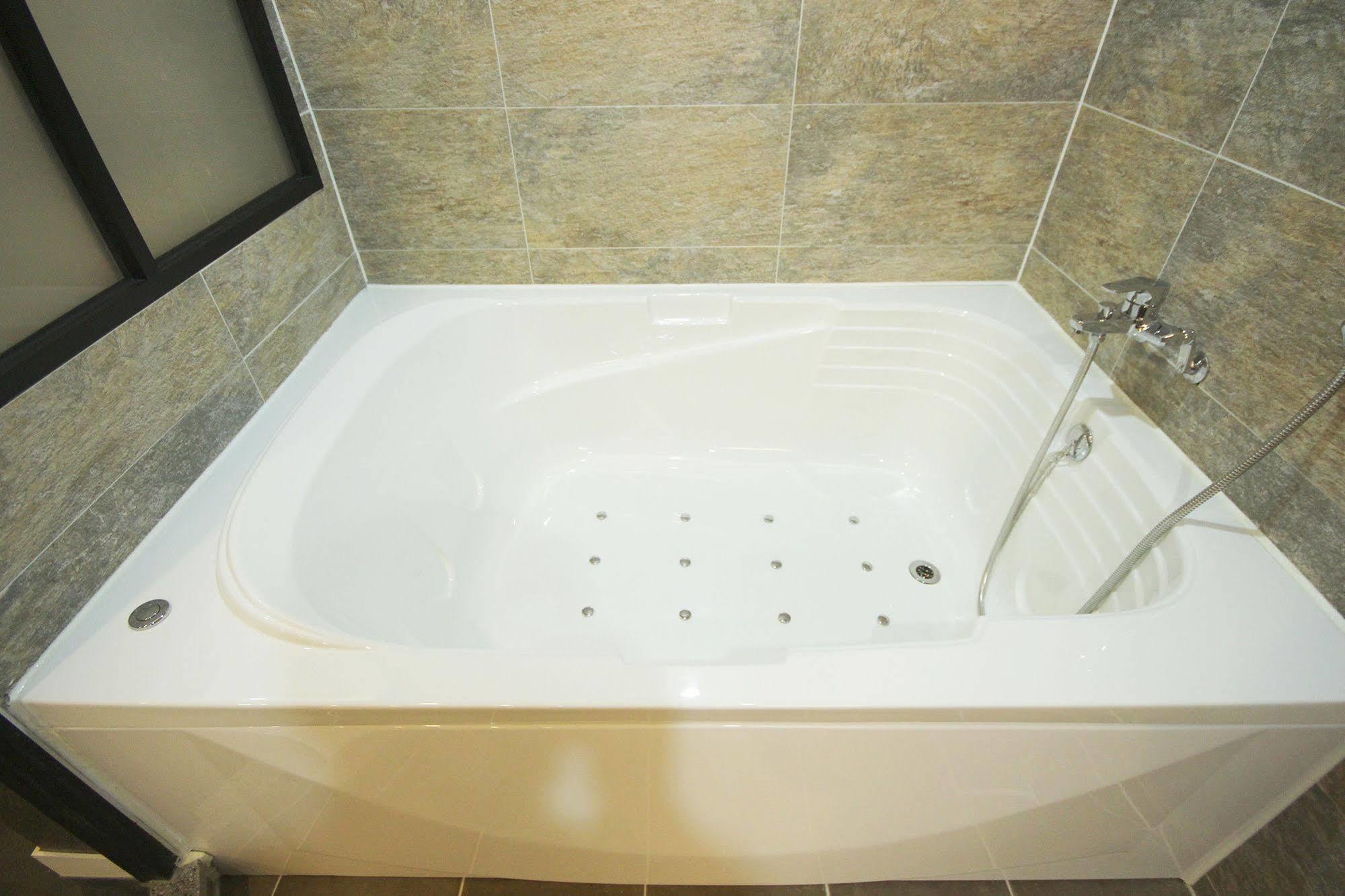 Haru Hotel Gimhae Екстер'єр фото